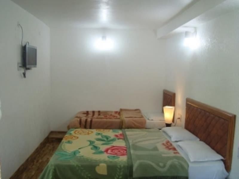 Hotel New Bharat Bhimtal Bagian luar foto